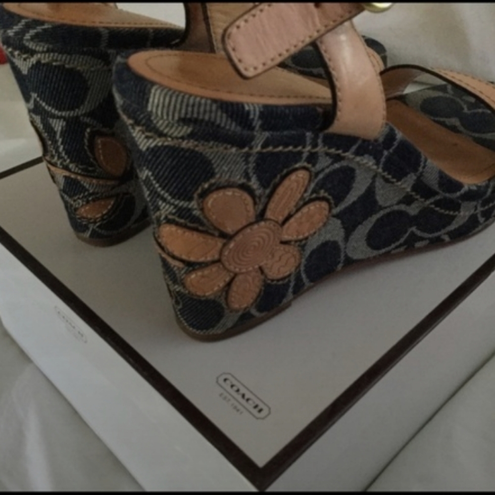 Coach Kori Denim Bleeker Rare Coach Wedges. - Picture 3 of 10